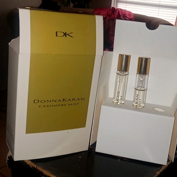 Donna Karan Other - Donna Karan Cashmere Mist